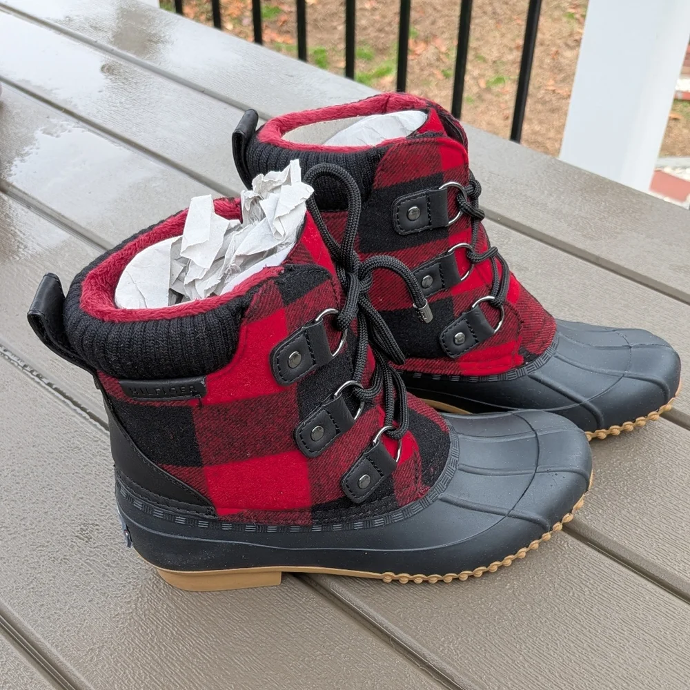 Tommy Hilfiger Buffalo Plaid Ankle Duck Boots